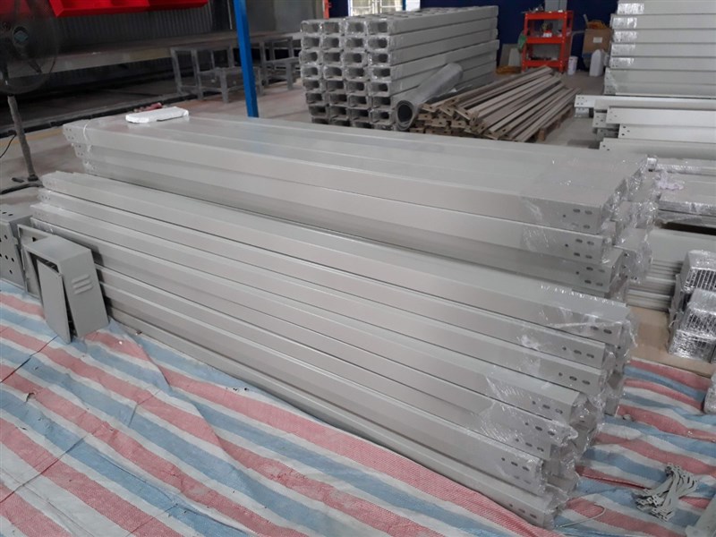 Máng Cáp 50x50: Thông Số Kỹ Thuật, Báo Giá Và Cách Chọn Đúng Cho Tuyến Cáp Nhỏ
