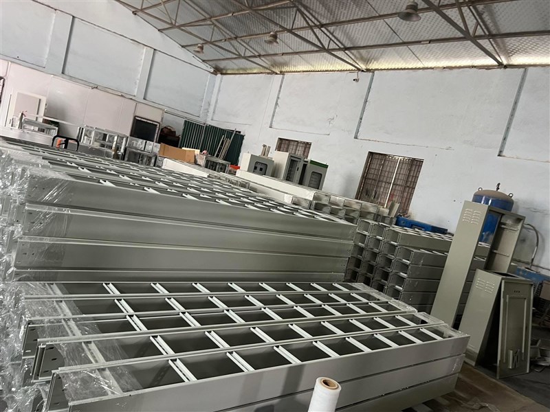 Báo Giá Thang Cáp Sơn Tĩnh Điện 2026 – Cập Nhật Mới Nhất Từ Nhà Máy 2DE