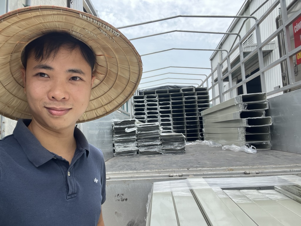 Thang Cáp Kích Thước Lớn Cho Nhà Máy Sản Xuất