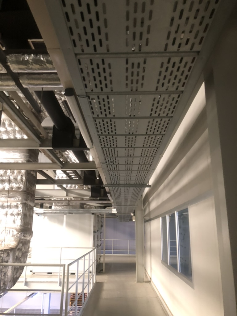 Thang Máng Cáp Cho Nhà Xưởng Theo Tiêu Chuẩn Kỹ Thuật