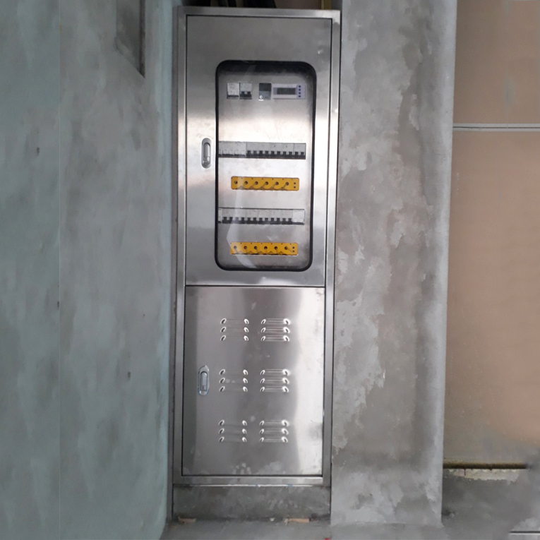 Vỏ tủ điều khiển inox có khả năng chống ăn mòn cao